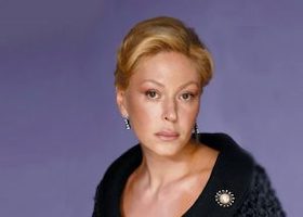 Елена Бондарчук
