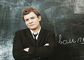 Александр Январев